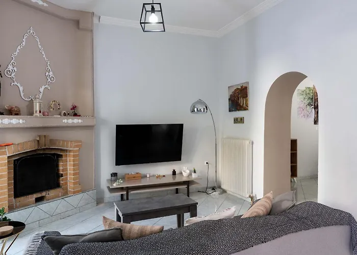Private Spacious Apartment