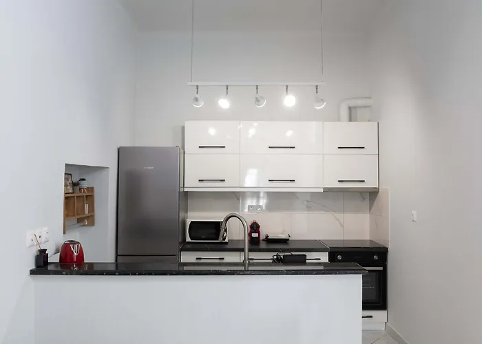Private Spacious Apartment